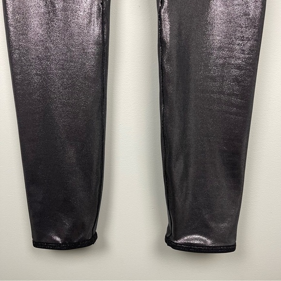 Victoria's Secret Sweat On Point Shine Legging NWT - Picture 4 of 10